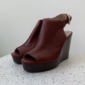 Kenneth Cole Leather Wedge heels